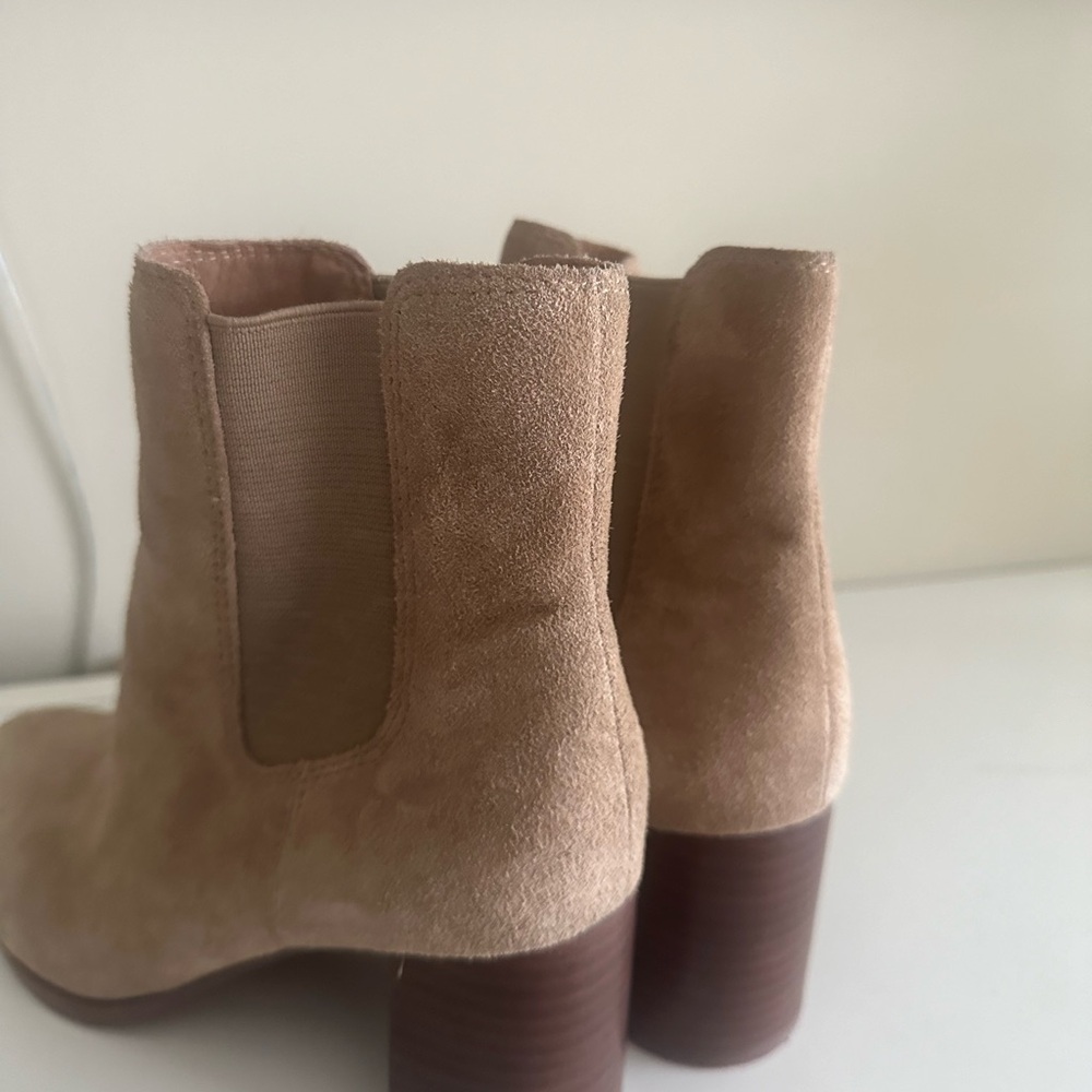 Women's Tan Suede Ankle Boots